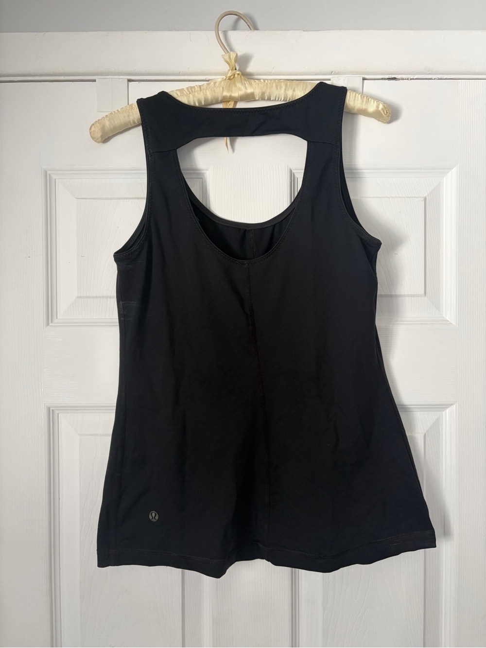 Black Women’s Athletic Tank Top - lululemon athletic size US 8